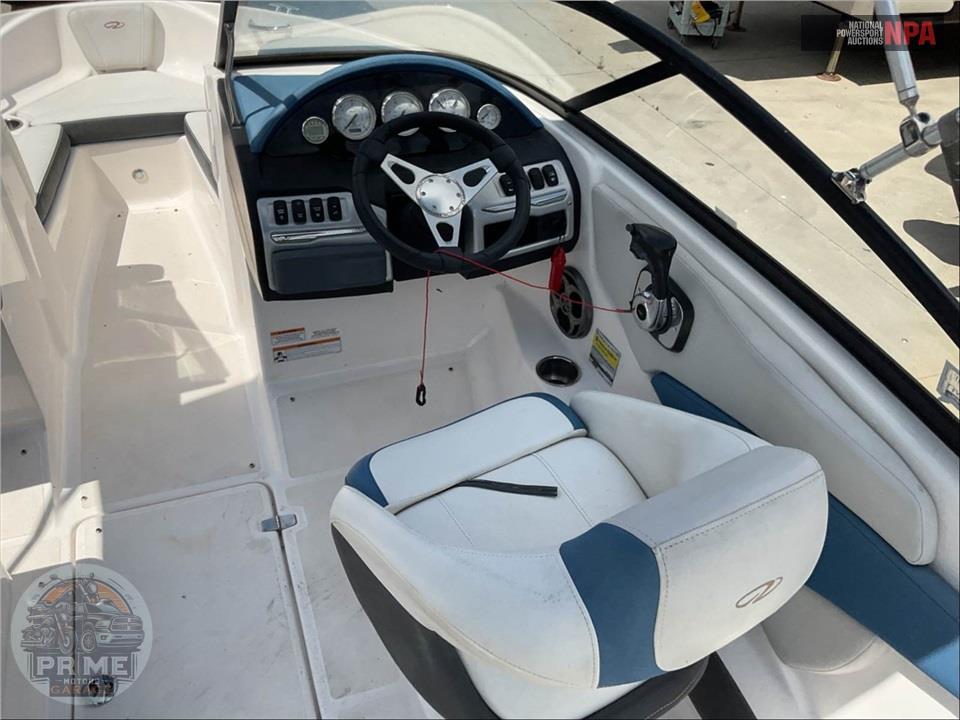 2016 Regal Marine 1900 ES L=20/E=1 200HP VOLVO SD — фото 26
