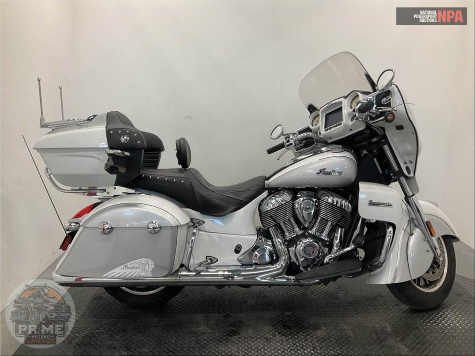 2018 Indian Motorcycle ROADMASTER (TWO-TONE) — фото 1