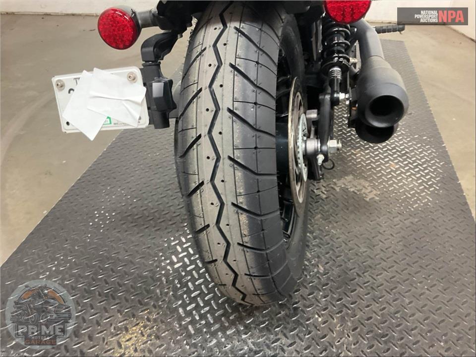 2018 Indian Motorcycle SCOUT BOBBER (BLACK) — фото 15