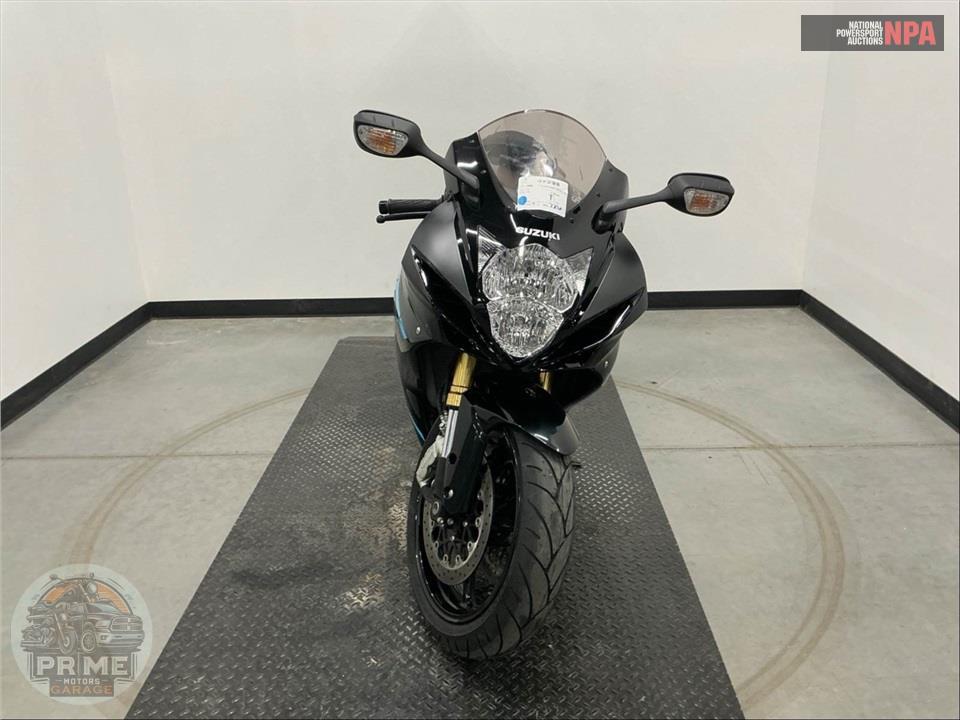 2024 Suzuki GSX-R750M4 — фото 2