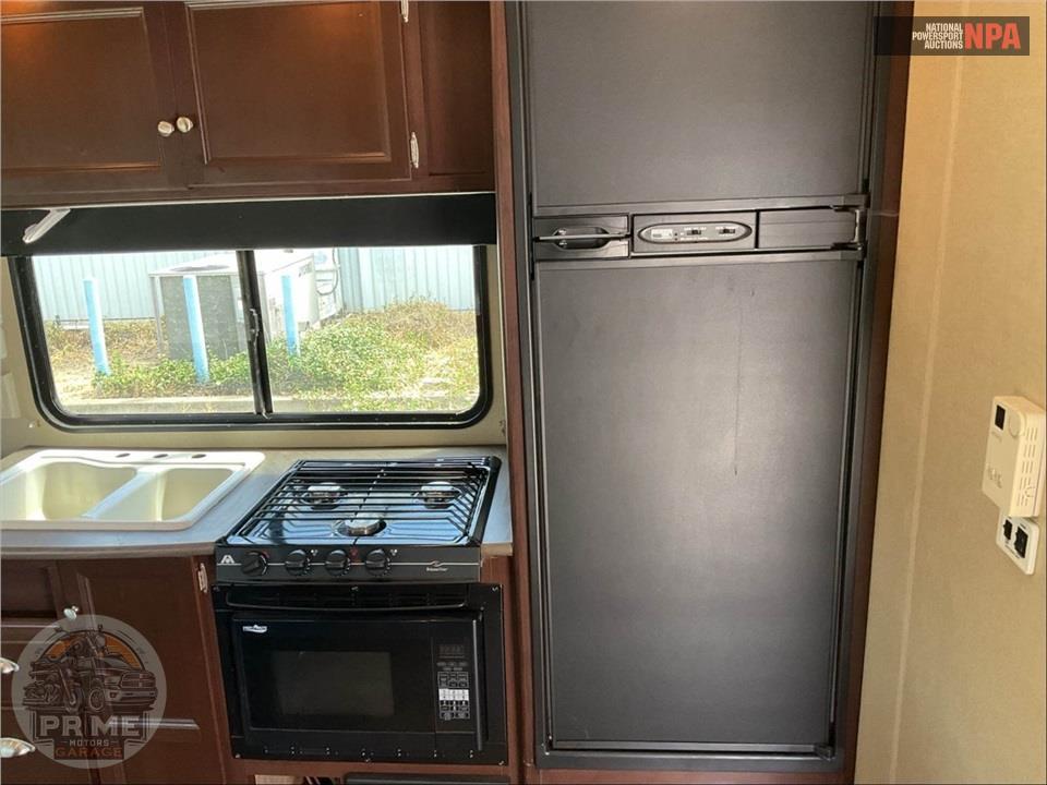 2015 Dutchmen R2600 RUBICON TOY-HAULER TRAVEL TRAILER — фото 25