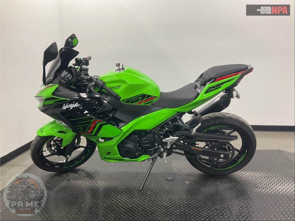 2023 Kawasaki EX400GPFAN NINJA 400 KRT (ABS) — фото 3