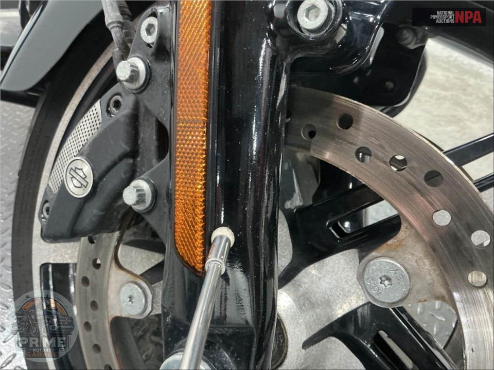 2025 Harley-Davidson FLHX STREET GLIDE — фото 33