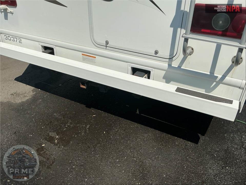 2020 Thor Motor Coach M-23U E350-V10 - FOUR WINDS SERIES — фото 52