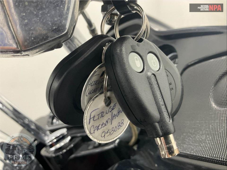 2015 Harley-Davidson FLTRUSE CVO ROAD GLIDE ULTRA — фото 14