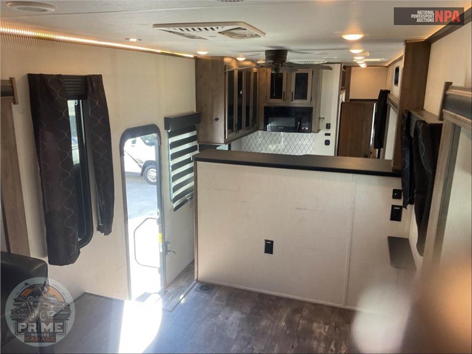 2022 Sabre By Forest River M-37FLL - FIFTH WHEEL SERIES — фото 6
