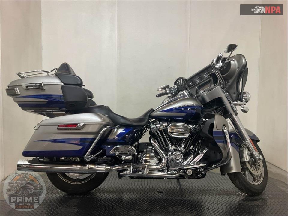 2017 Harley-Davidson FLHTKSE CVO ULTRA LIMITED — фото 1