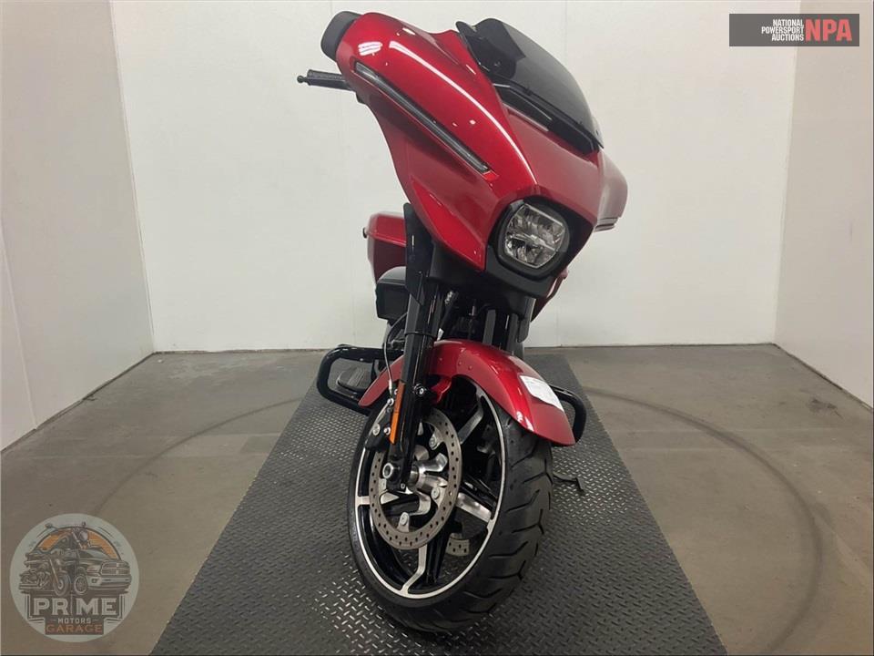 2025 Harley-Davidson FLHX STREET GLIDE — фото 2