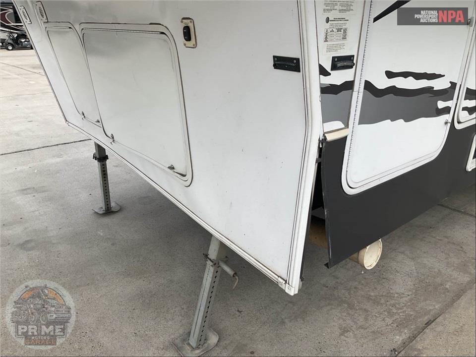2011 Keystone Rv M-4014 LEV - RAPTOR TOY HAULER TOY HAULER SERIES — фото 35