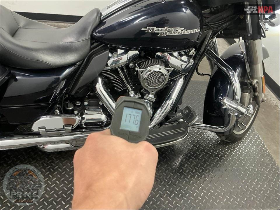 2019 Harley-Davidson FLHX STREET GLIDE — фото 8