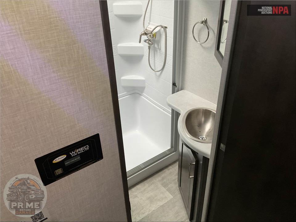 2021 Rockwood By Forest River M-2899KS - ULTRA LITE FIFTH WHEEL SERIES — фото 15