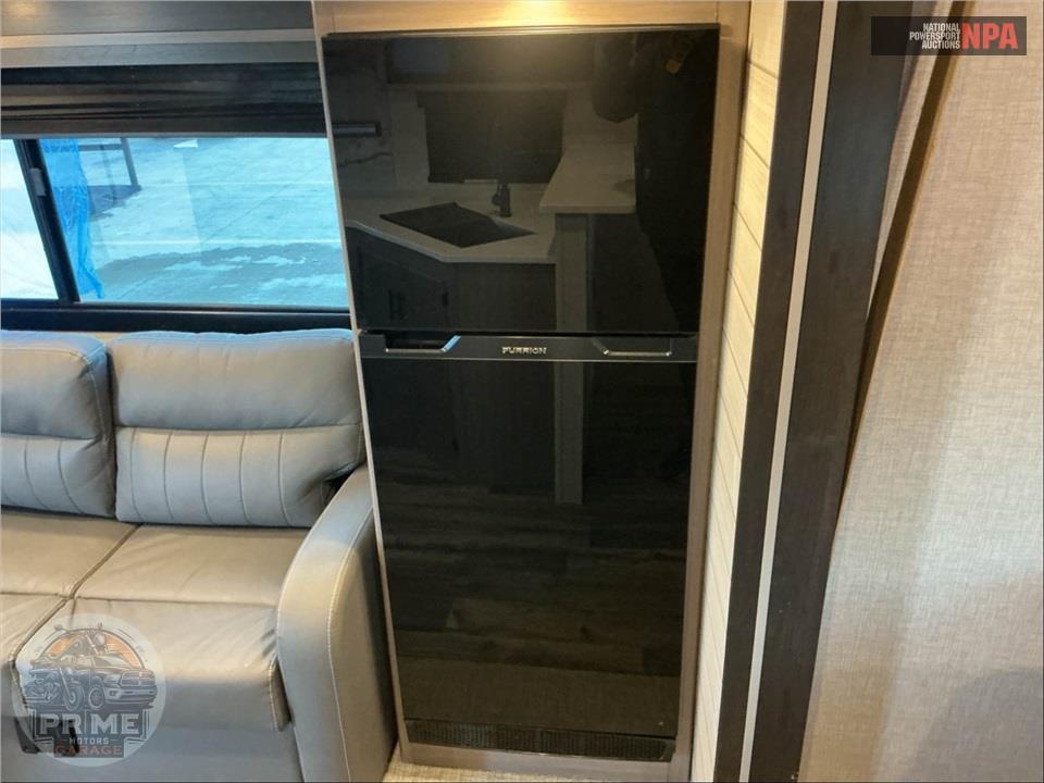 2023 Crossroads Rv M-212 RB - SUNSET TRAIL SUPER LITE SERIES — фото 15
