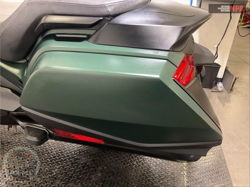 2024 Honda GL1800B GOLDWING — фото 12