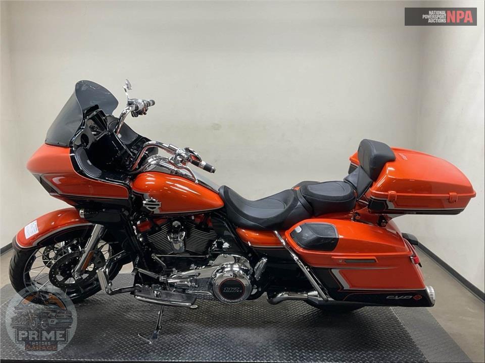 2022 Harley-Davidson FLTRXSE CVO ROAD GLIDE — фото 3