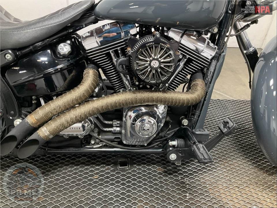 2017 Harley-Davidson FXSB BREAKOUT — фото 6