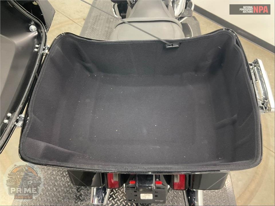 2025 Harley-Davidson FLHXU STEET GLIDE ULTRA — фото 27