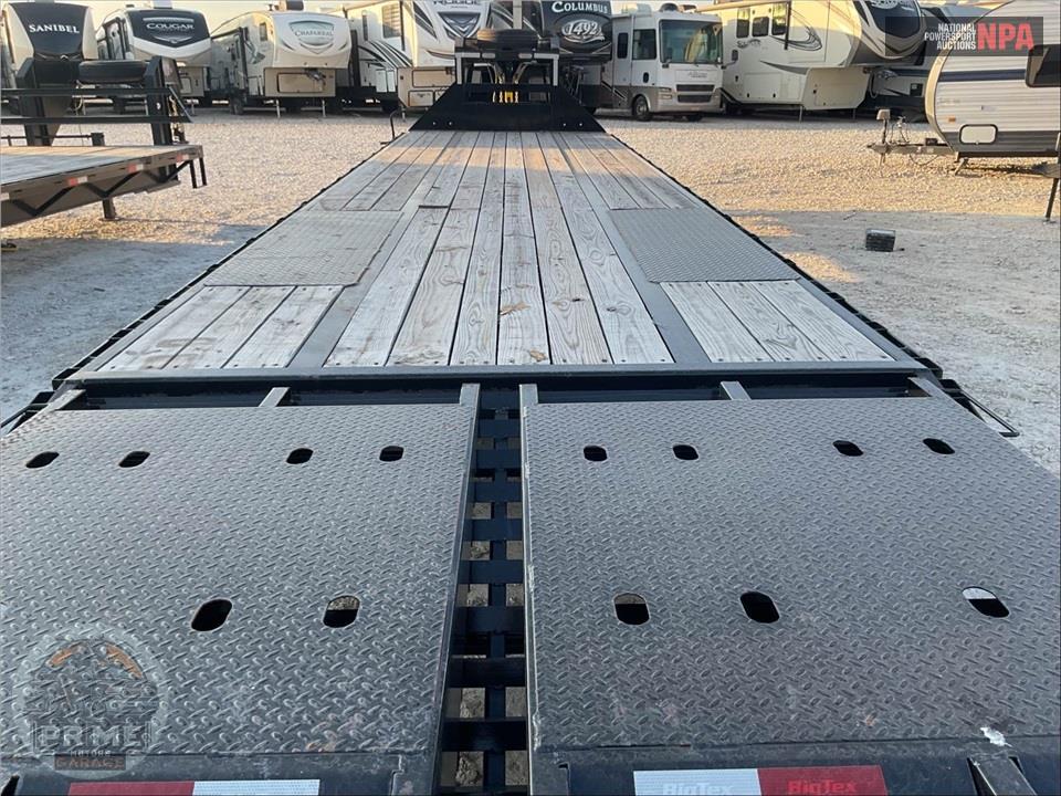 2025 Big Tex Trailers 22GN-35D5A-MRBK — фото 12