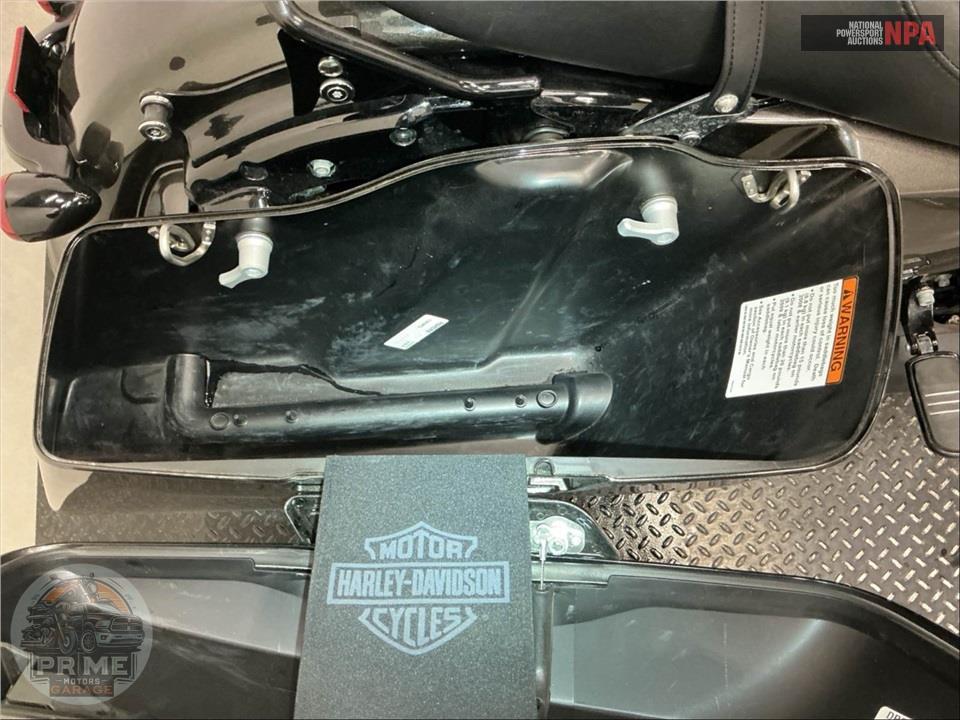 2019 Harley-Davidson FLHXS STREET GLIDE SPECIAL — фото 19