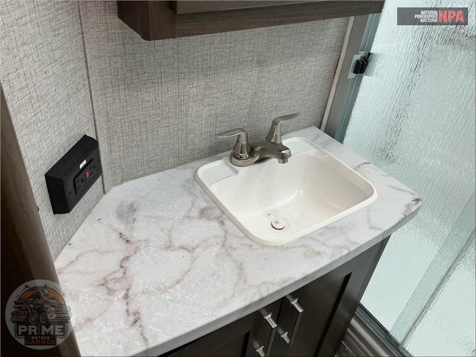 2020 Keystone Rv M-335 MK - LAREDO SERIES — фото 12