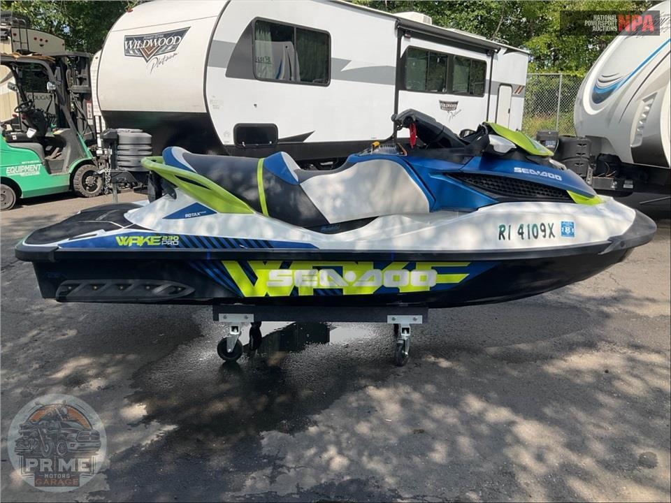 2017 Seadoo/Brp WAKE PRO 230 — фото 1