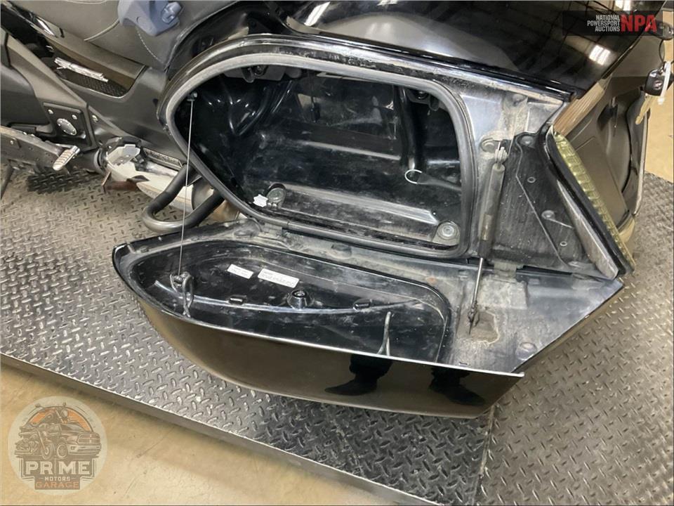 2013 Honda GL1800BD GOLDWING F6B — фото 20