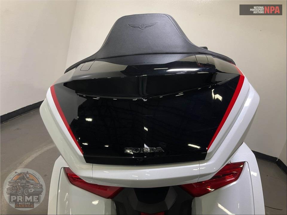 2024 Honda GL1800D GOLDWING TOUR DCT — фото 17