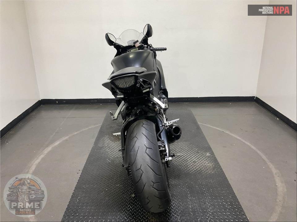 2016 Honda CBR1000RRG — фото 4