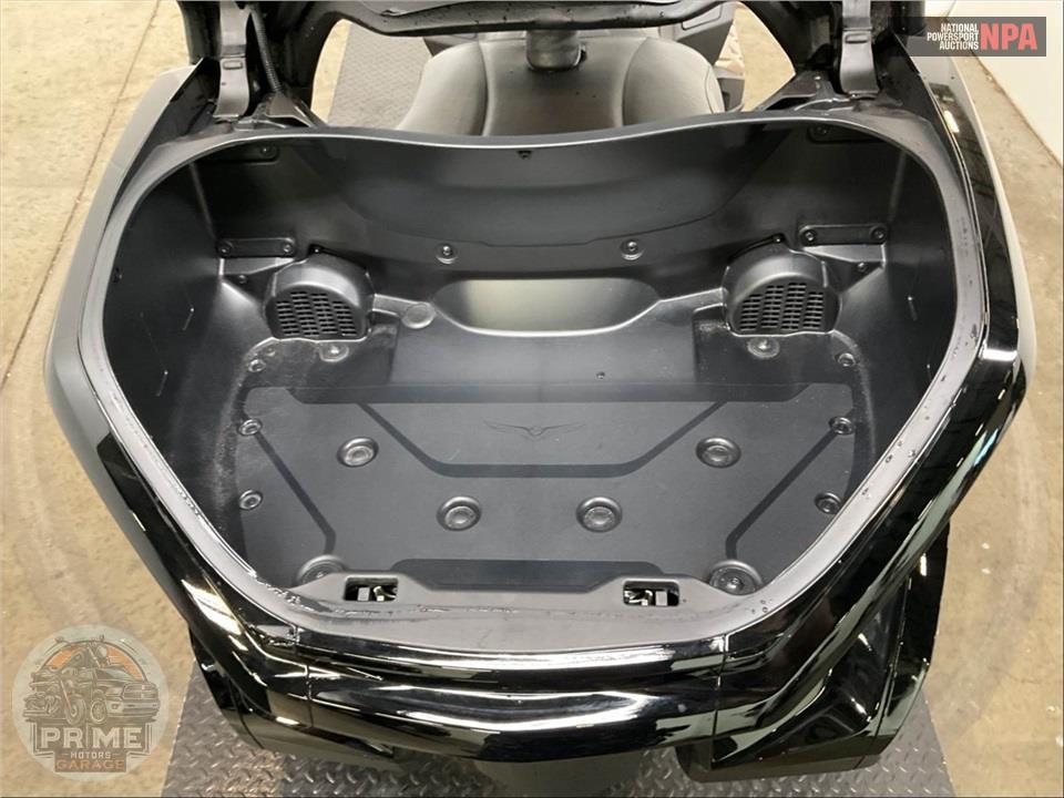 2023 Honda GL1800 GOLDWING TOUR — фото 18