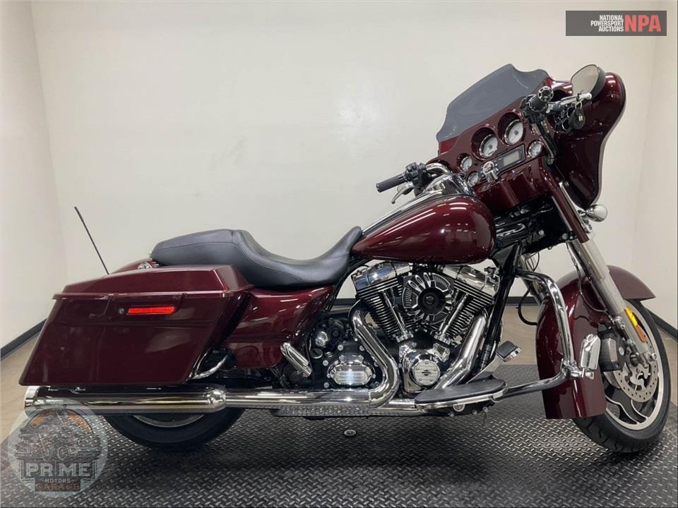 2013 HARLEY-DAVIDSON FLHX STREET GLIDE