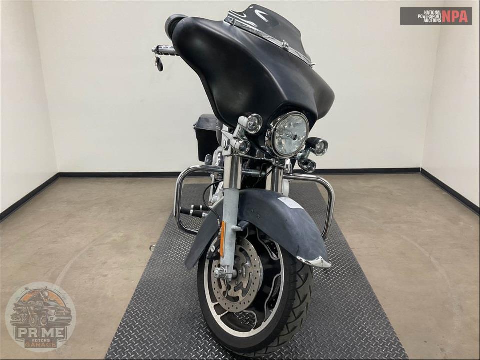2011 Harley-Davidson FLHX-103 STREET GLIDE — фото 2