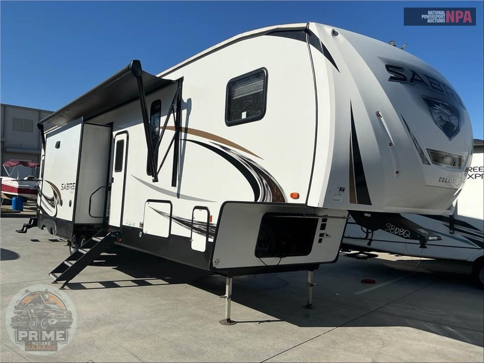 2022 Sabre By Forest River M-38DBQ - FIFTH WHEEL SERIES — фото 1