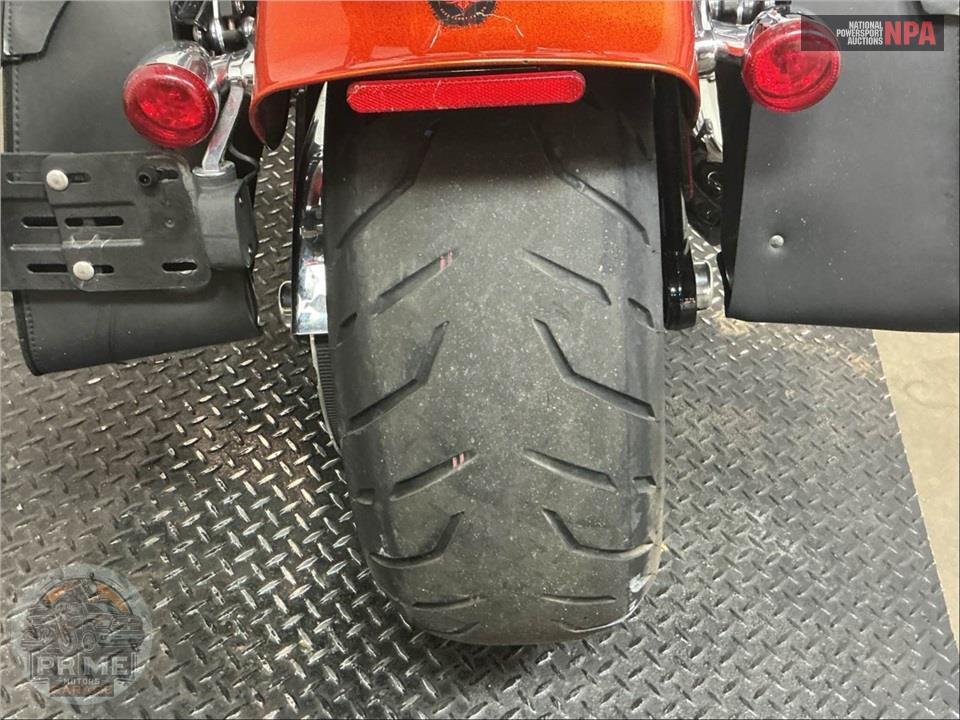 2014 Harley-Davidson FXSBSE CVO BREAKOUT — фото 21