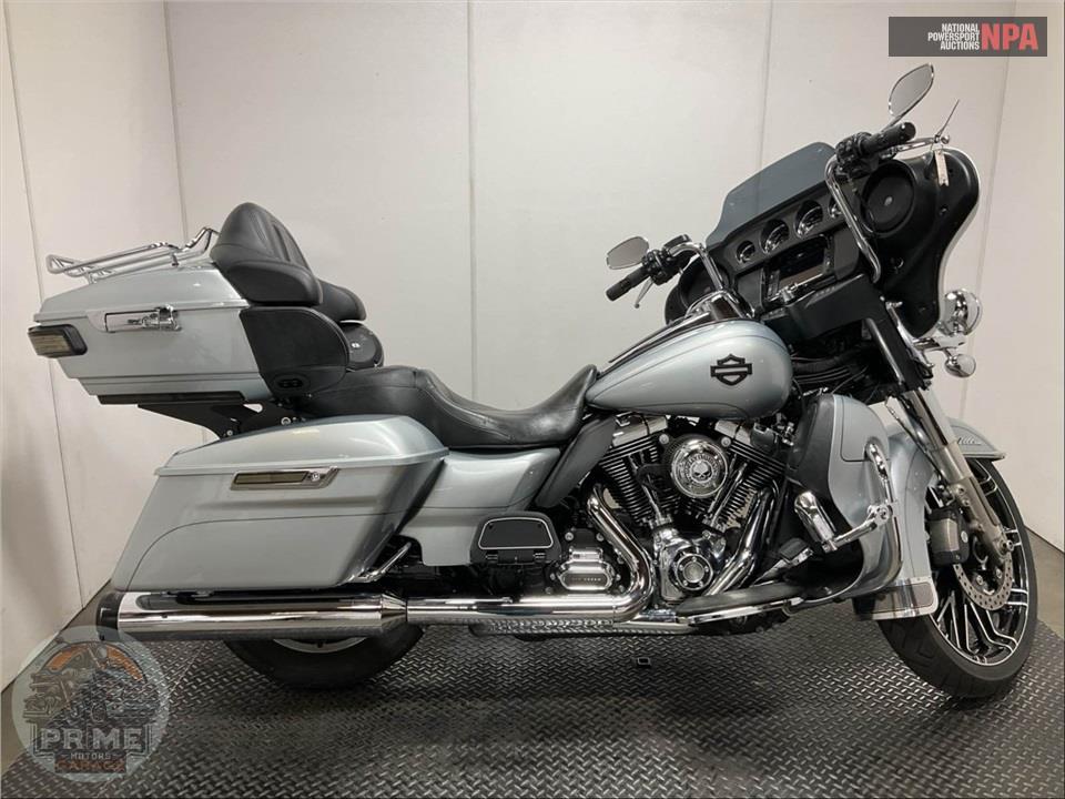 2015 Harley-Davidson FLHTCUL ULTRA CLASSIC LOW — фото 1