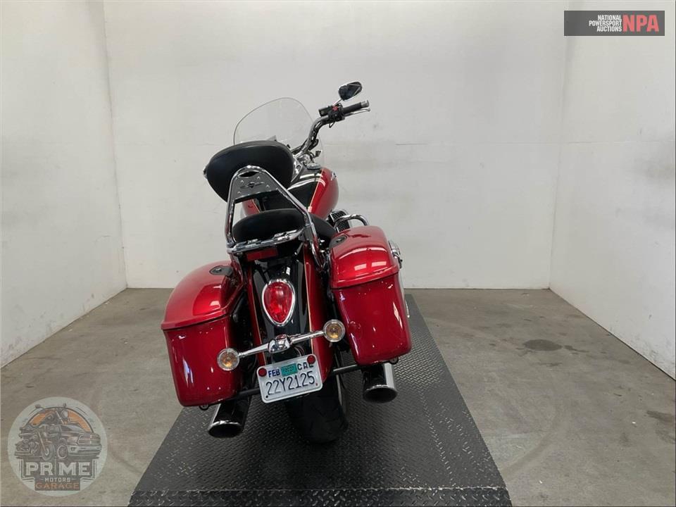 2015 Triumph ROCKET III TOURING (TWO-TONE) — фото 4