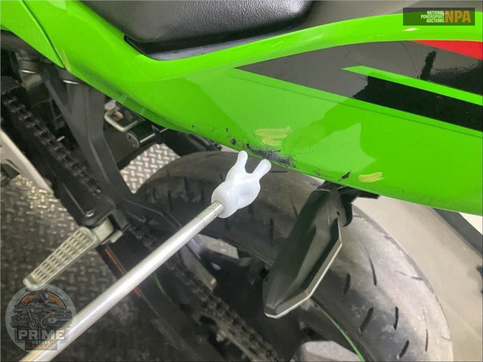 2024 Kawasaki EX500JRFBL NINJA 500 SE 40TH ANNIVERSARY — фото 17