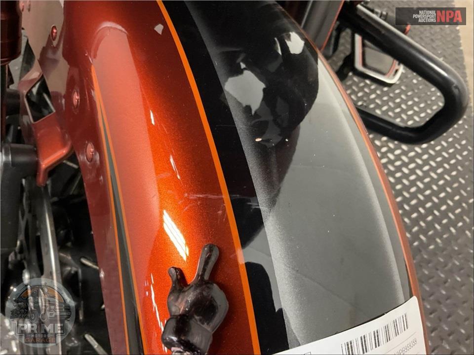2023 Harley-Davidson FLTRXSE CVO ROAD GLIDE — фото 15
