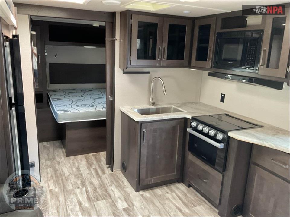 2021 Grand Design Recreational Vehicles M-221RB - TRANSCEND XPLOR SERIES — фото 7