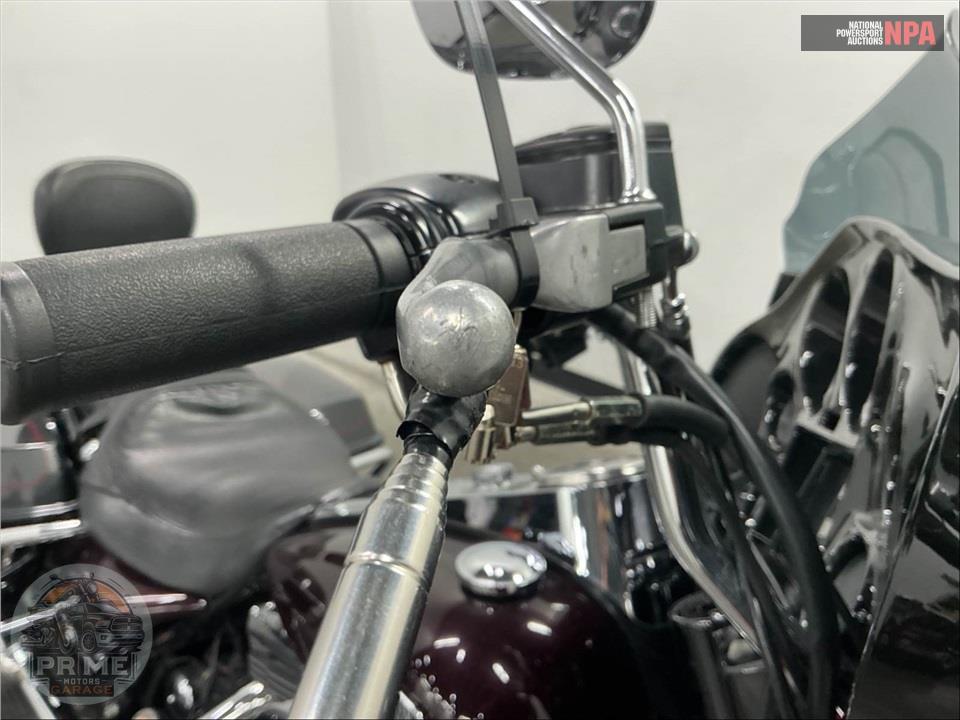 2005 Harley-Davidson FLHRCI ROAD KING CLASSIC — фото 29