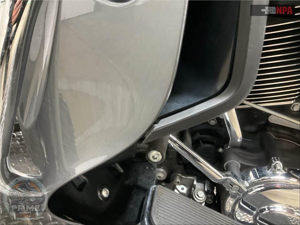 2022 Harley-Davidson FLTRK ROAD GLIDE LIMITED — фото 18