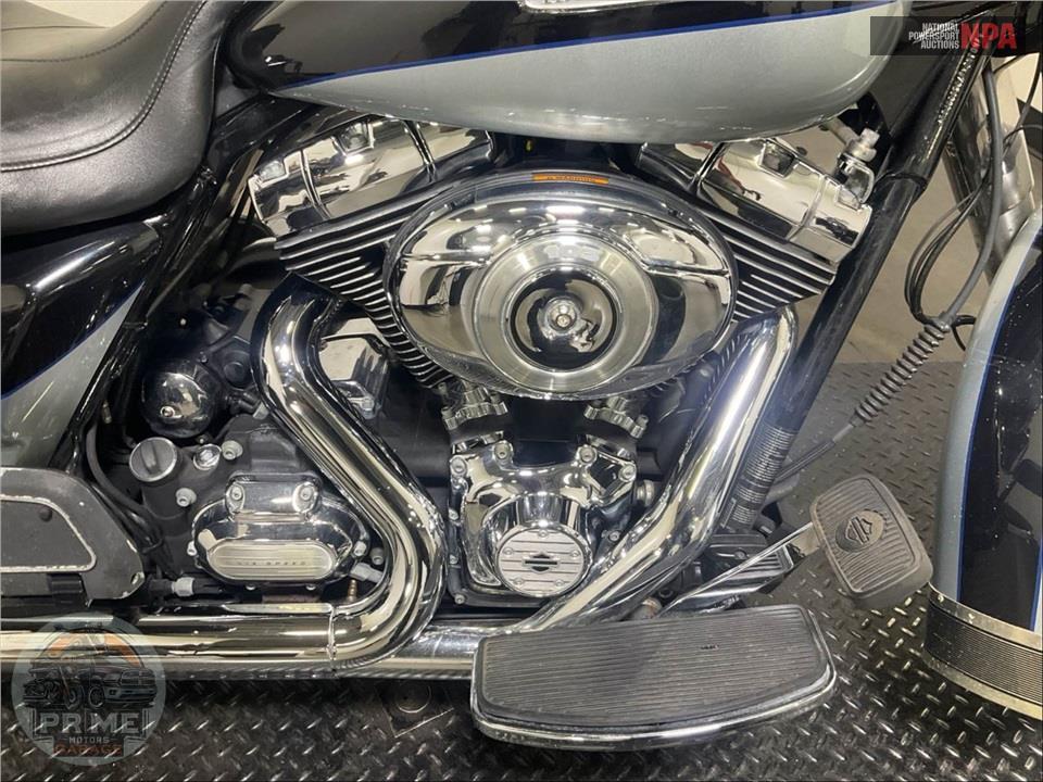 2013 Harley-Davidson FLHTK ELECTRA GLIDE UL LI — фото 6