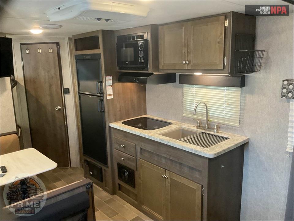 2019 Coleman By Dutchmen M-2125BH - LIGHT LX SERIES — фото 6