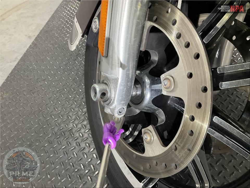 2018 Harley-Davidson FLHTKL ULTRA LIMITED LOW — фото 26