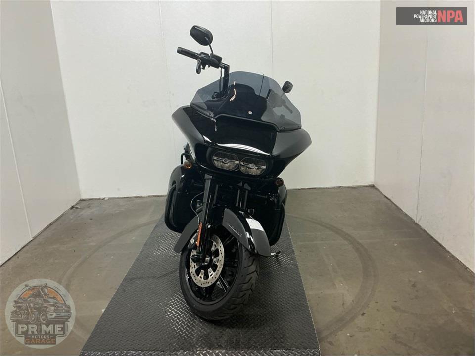 2022 Harley-Davidson FLTRK ROAD GLIDE LIMITED — фото 2