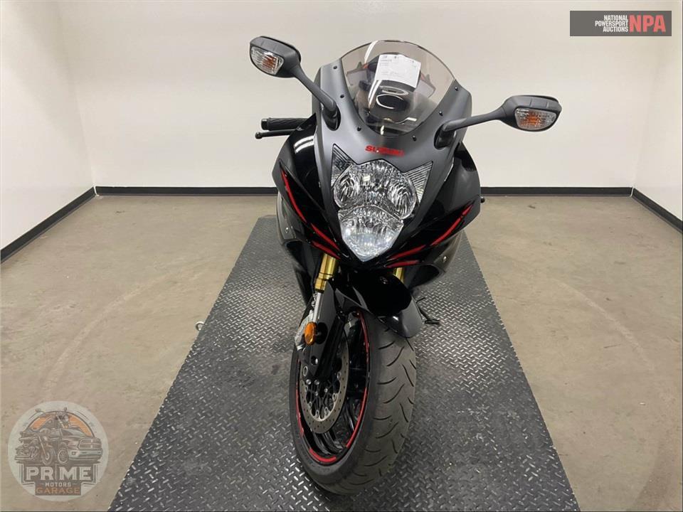 2019 Suzuki GSX-R750L9 — фото 2