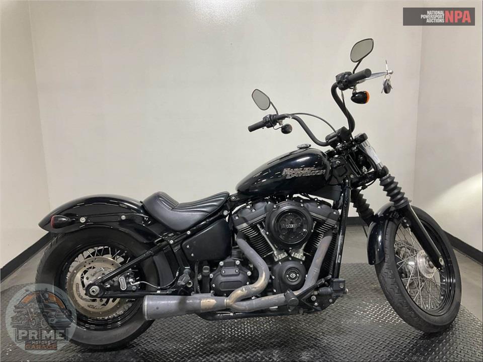 2019 Harley-Davidson FXBB STREET BOB — фото 1