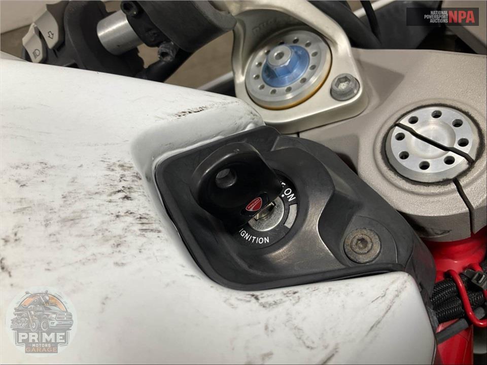 2017 Ducati SUPERSPORT S WHITE — фото 11