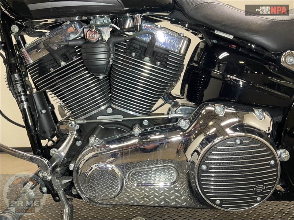 2016 Harley-Davidson FXSB BREAKOUT — фото 7