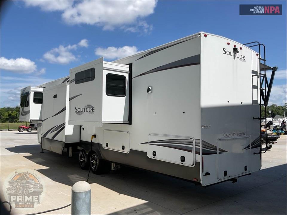 2022 Grand Design Recreational Vehicles M-380FL - SOLITUDE FIFTH WHEEL SERIES — фото 3