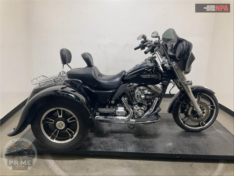 2015 Harley-Davidson FLRT FREE WHEELER — фото 1