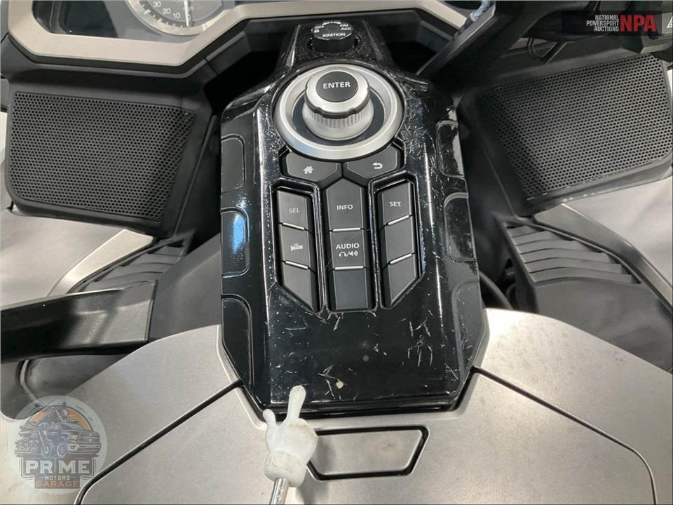 2018 Honda GL1800BD GOLDWING DCT — фото 13